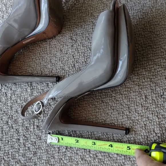 BCBG Generation sandals. Size6. - Picture 4 of 6